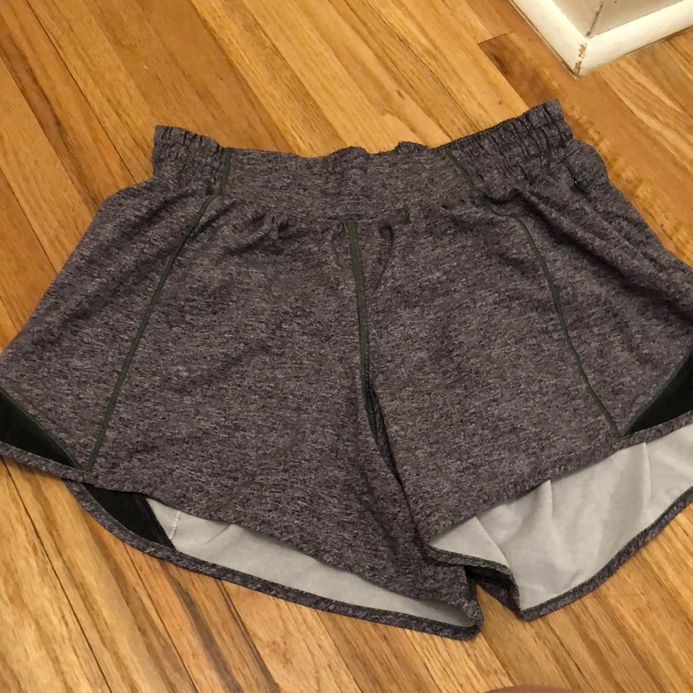 Lululemon Hotty Hot shorts
